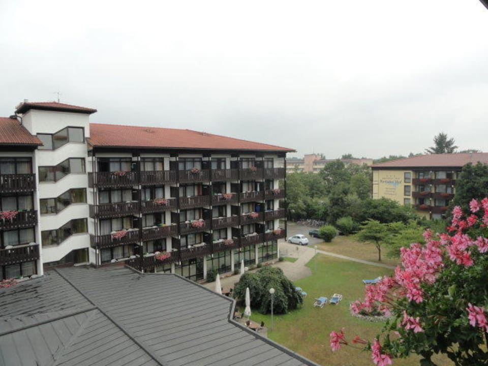 Blick aus unserem Zimmer im 4ten Stock   Johannesbad Hotel Königshof