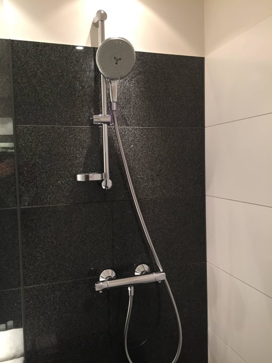 Große Dusche Motel One Köln Waidmarkt