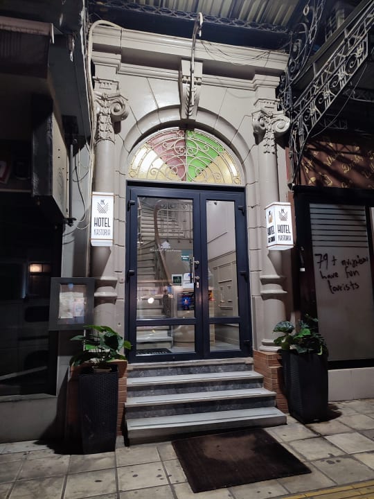 Außenansicht Hotel Kastoria