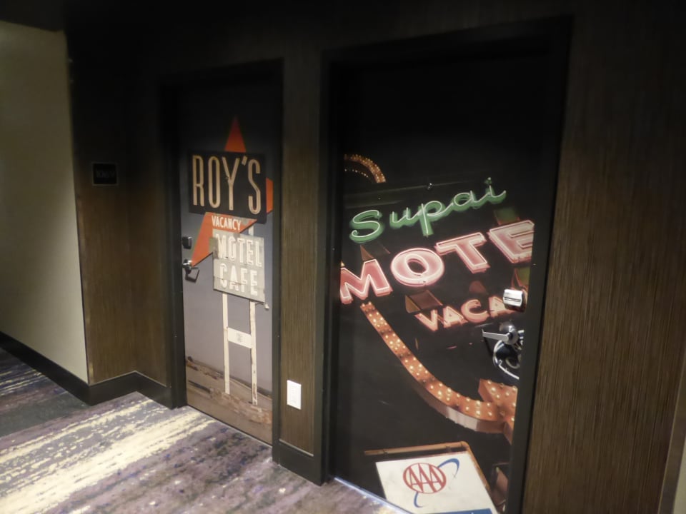 Sonstiges Virgin Hotels Las Vegas, Curio Collection by Hilton