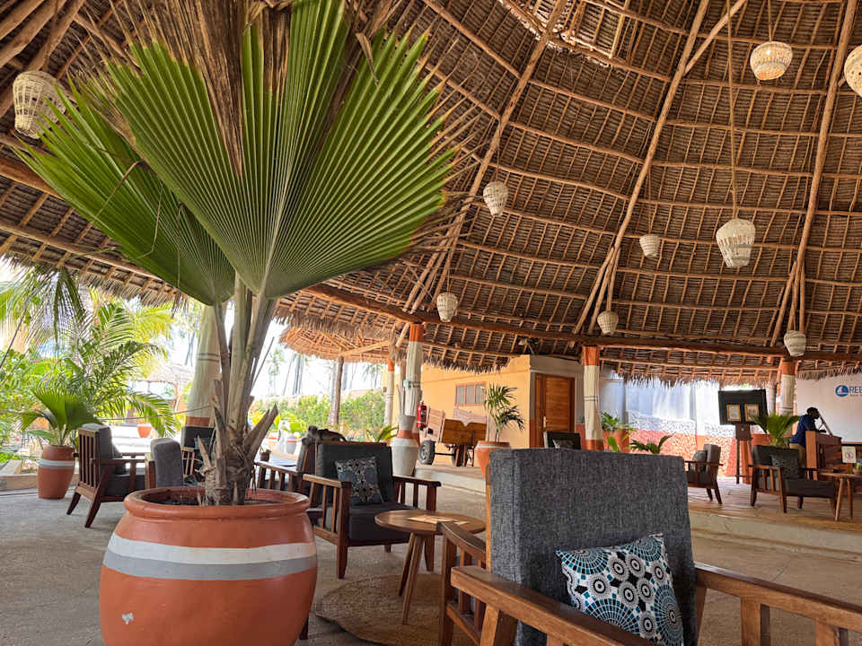 Lobby Reef & Beach Resort