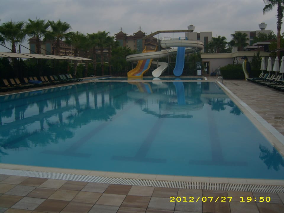 Einer der Pools Hane Family Resort