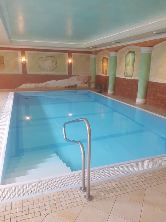 Pool Hotel Bergcristall