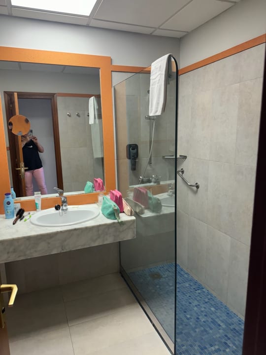 Zimmer allsun Hotel Lucana