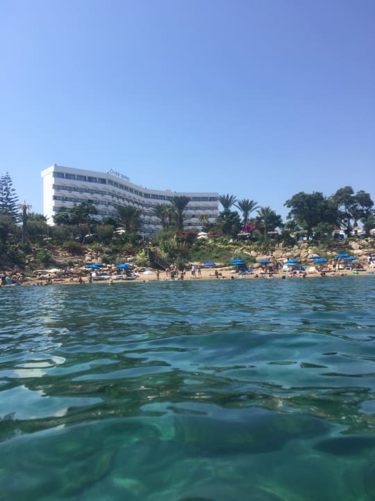 Außenansicht Crystal Springs Beach Hotel