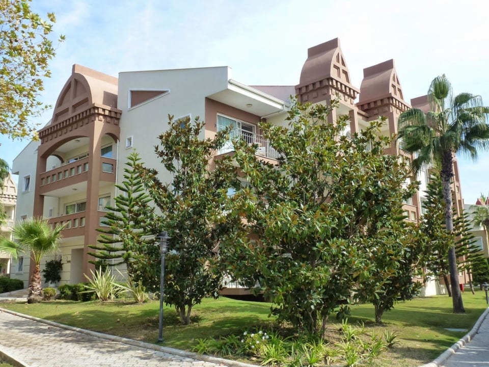Bungalow Kamelya Aishen Club
