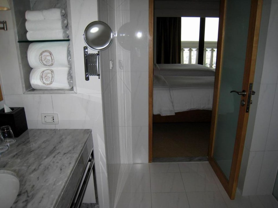 One of the two bathrooms Tower Club At Lebua