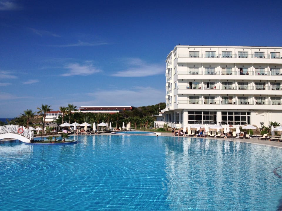 Pool Acapulco Beach Club & Resort