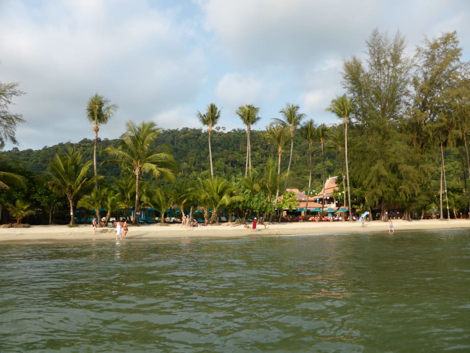 Blick auf Hotel Strand Koh Chang Paradise Resort & Spa