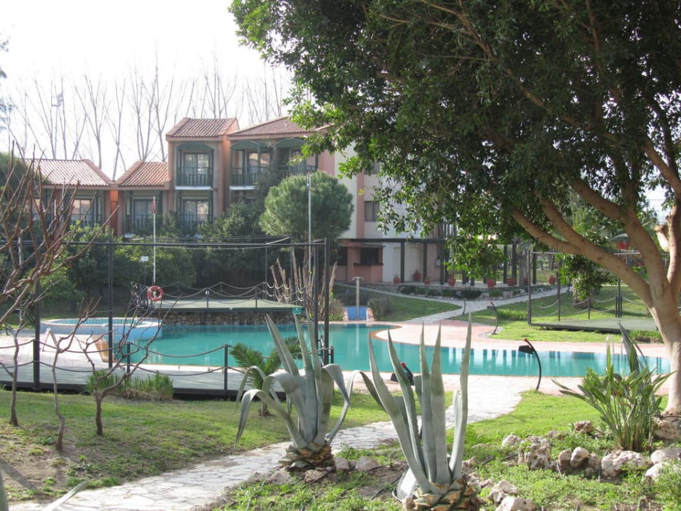 Poollandschaft und Garten Limak Limra Hotel & Resort