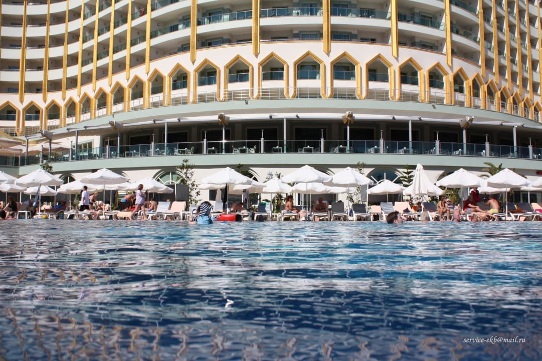 Relax pool Hotel Delphin Imperial