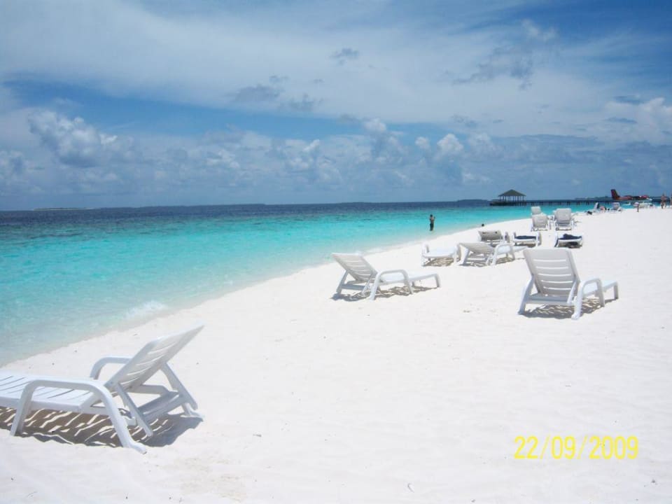 Пляж Adaaran Select Meedhupparu Island Resort - Premium All Inclusive