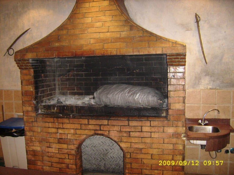 Grill Pickalbatros Alf Leila Wa Leila Resort - Neverland Hurghada