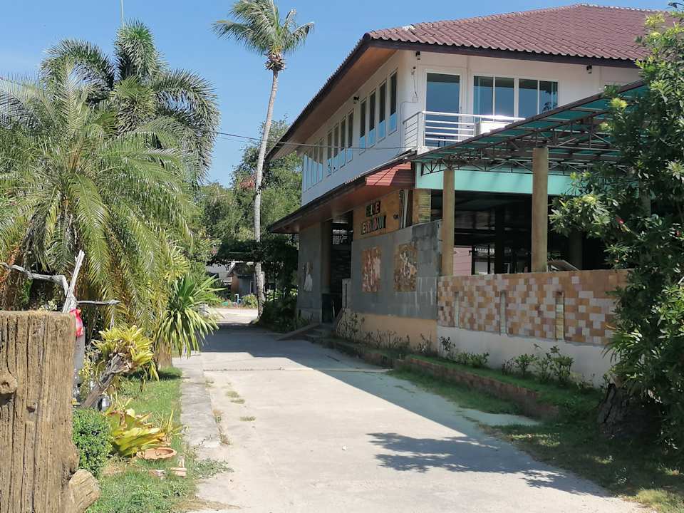 Außenansicht Kaw Kwang Beach Resort