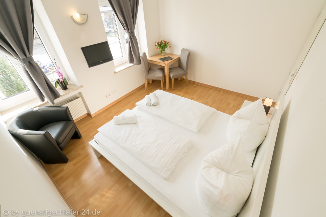 Zimmer guenstigschlafen24.de - die günstige Alternative zum Hotel