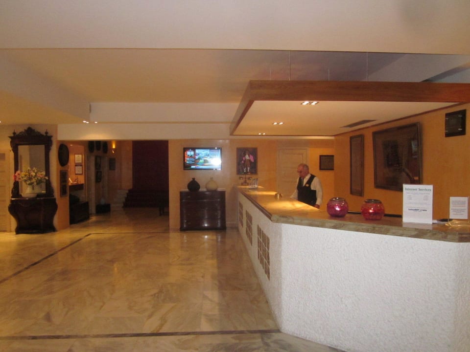 Sehr sauber, gemütlich Dionysos Hotel