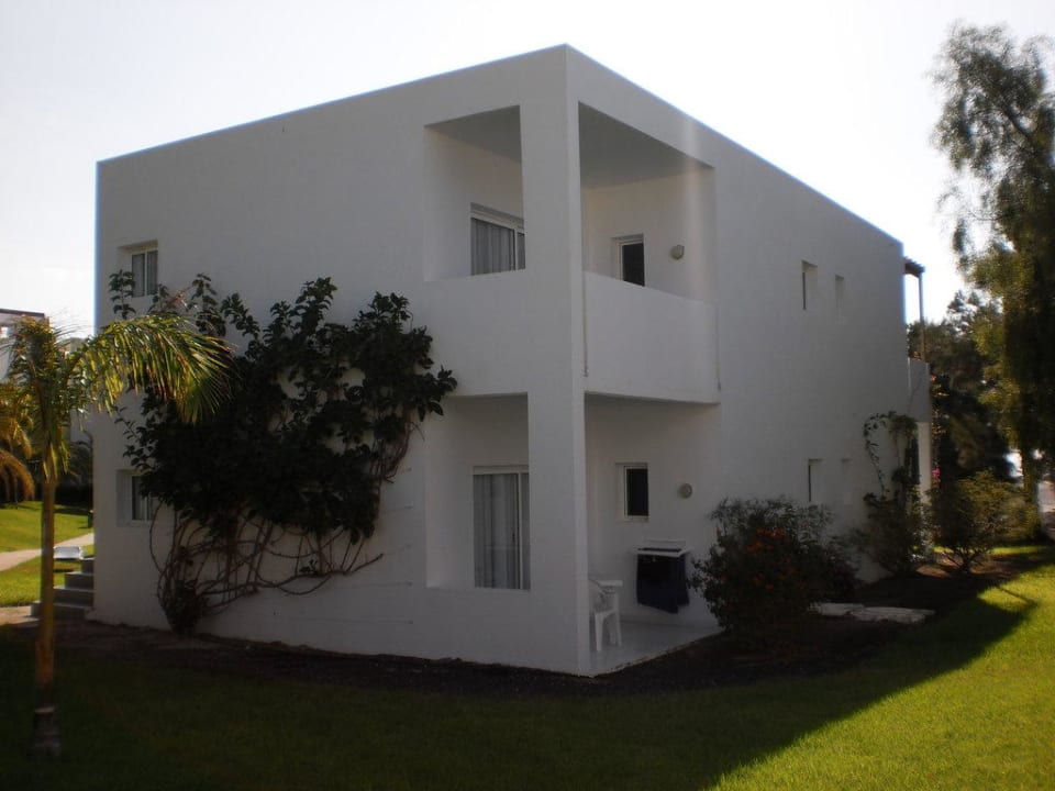 Unser Bungalow von Hinten allsun App.-Hotel Esquinzo Beach