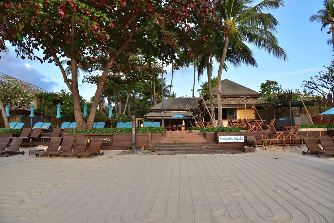 Blick vom Chaweng Strand zum Hotel Buri Rasa Village Samui Adults Only Resort