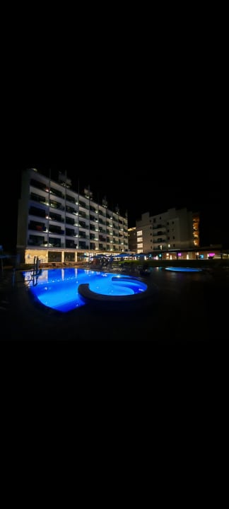 Pool Hotel Luxor