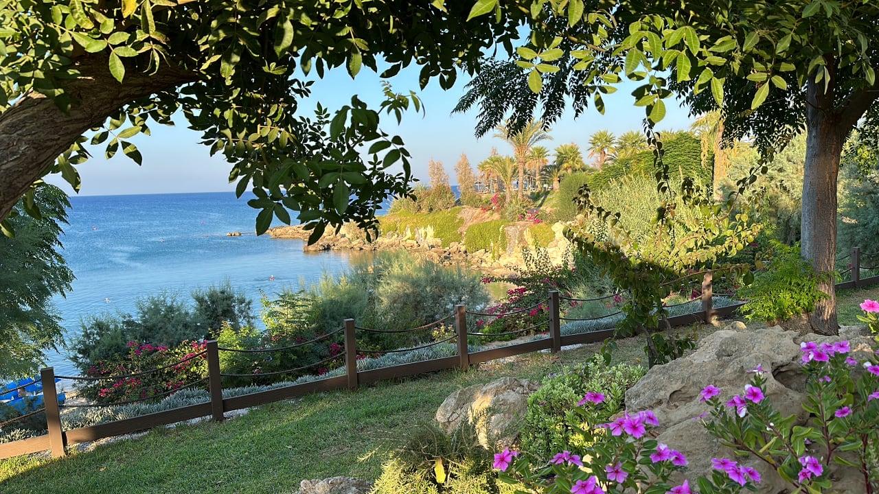 Ausblick Crystal Springs Beach Hotel