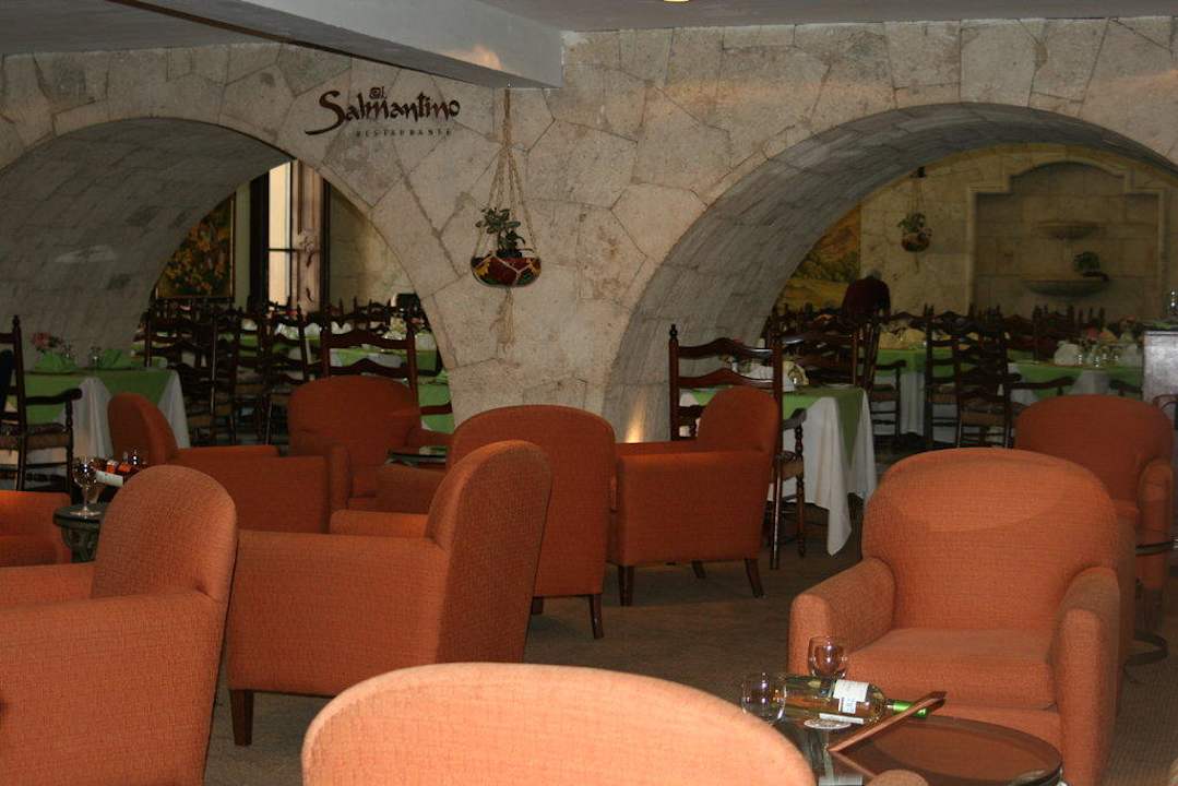 Restaurant - im Hotel El Castellano Gamma by Fiesta Inn Mérida El Castellano