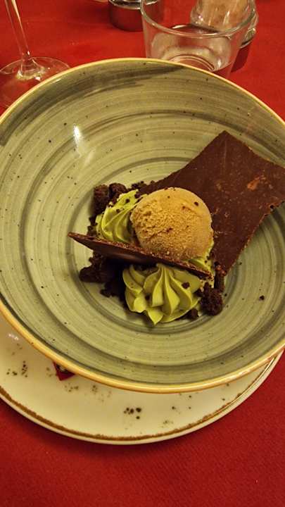 Gastro Hotel Casolare le Terre Rosse