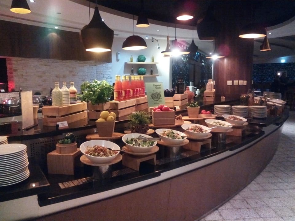 Gastro Fujairah Rotana Resort & Spa
