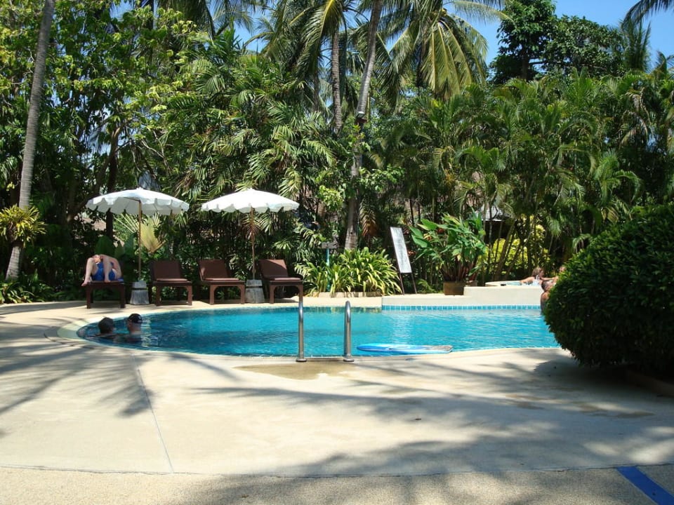 Unterer Pool  The Fair House Beach Resort