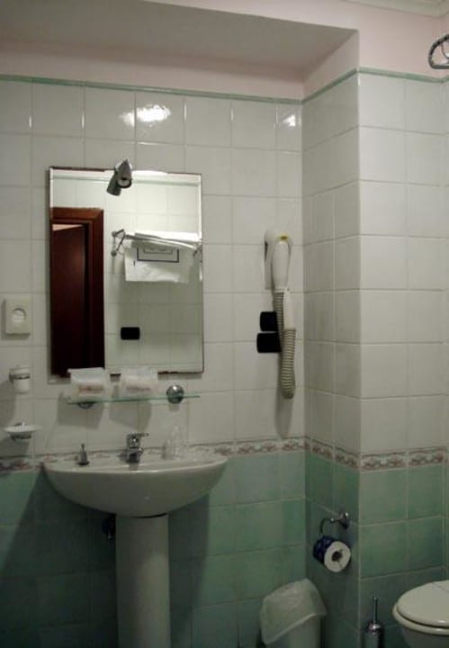 Badezimmer Hotel Neapolis