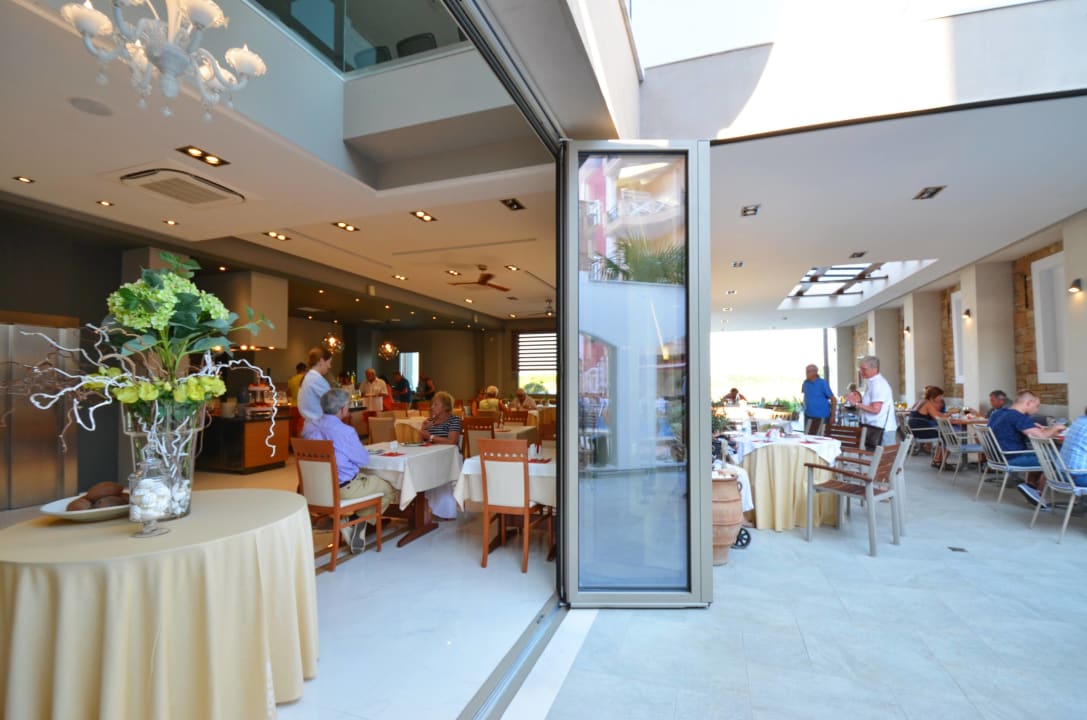 Restaurant Evilion Sea & Sun Hotel