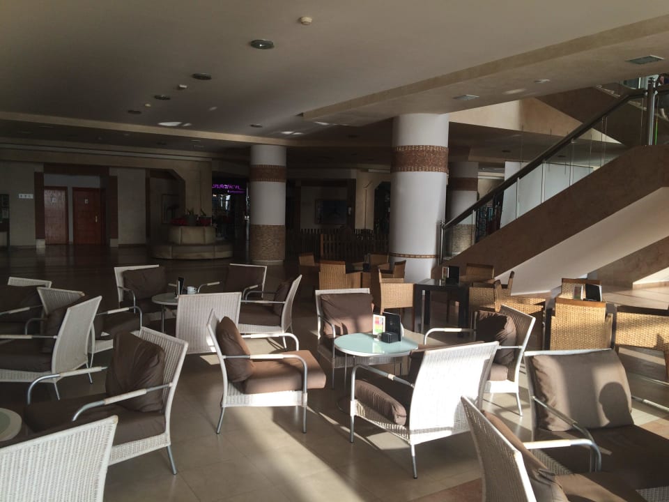 Lobby am Morgen - leer und sauber H10 Tindaya
