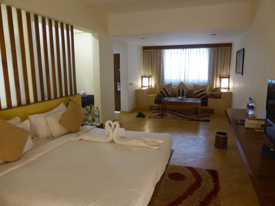 Hinterm Kopfende: Bad Hotel The Clematis