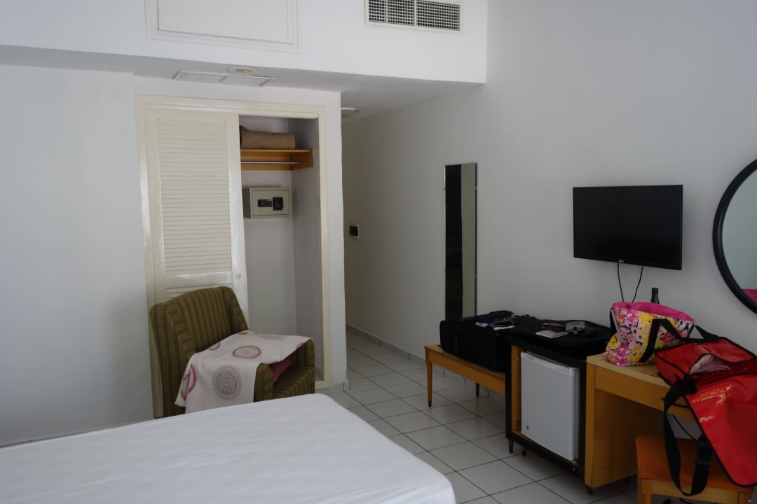 Safe im Schrank Hotel Jagua Affiliated by Meliá