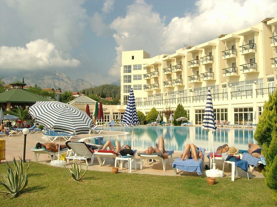 Hotel Hydros Village AQI Hydros Club