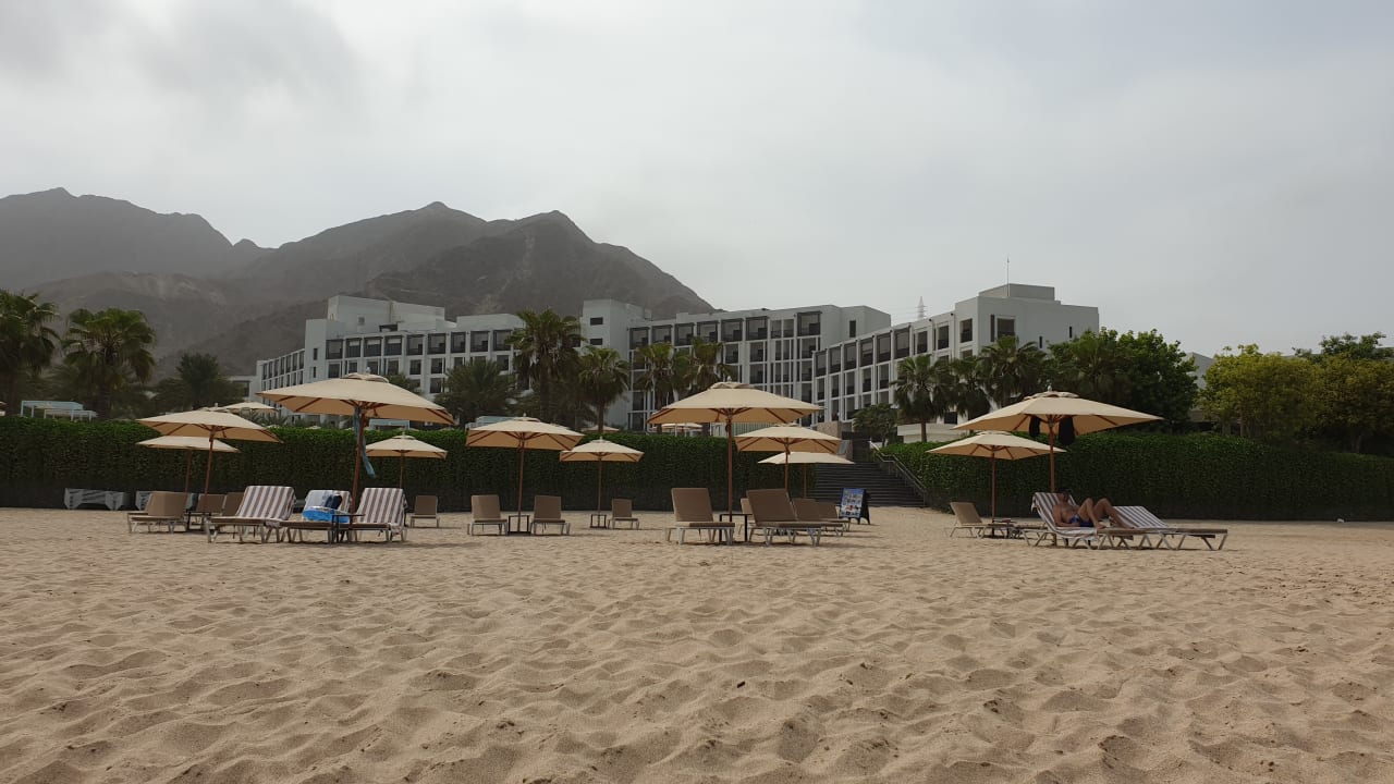 Strand InterContinental Fujairah Resort