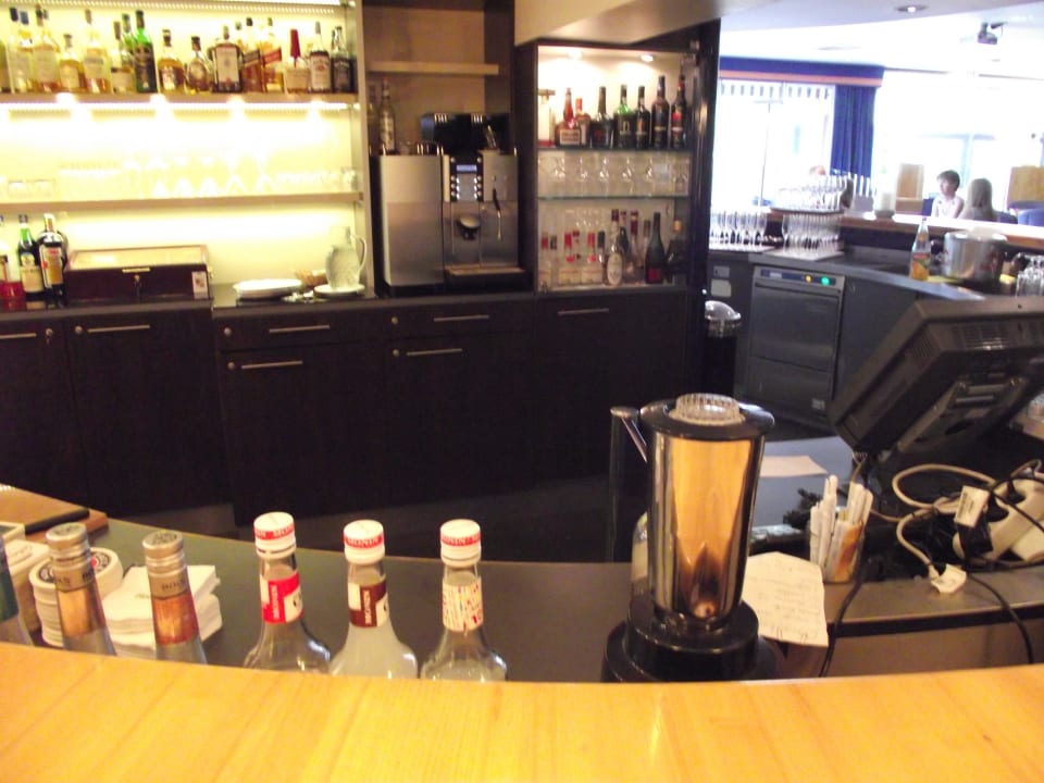 Im Eingangsbereich Leonardo Hotel Hannover Airport