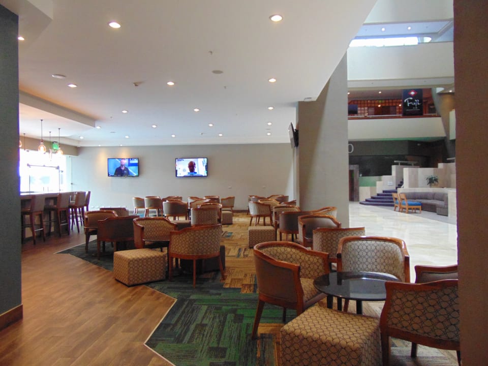 Lobby Hotel Crowne Plaza San Jose Corobici