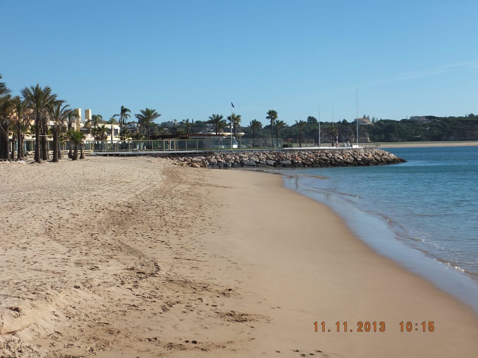 Hotel eigener Strand NH Marina Portimão Resort