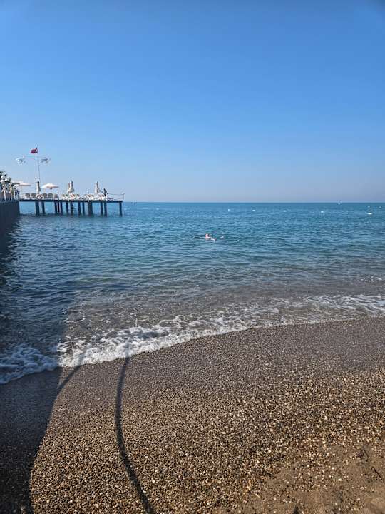 Strand Royal Wings Hotel