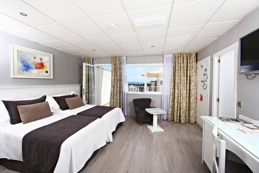 Superior Room Hotel Joan Miró Museum