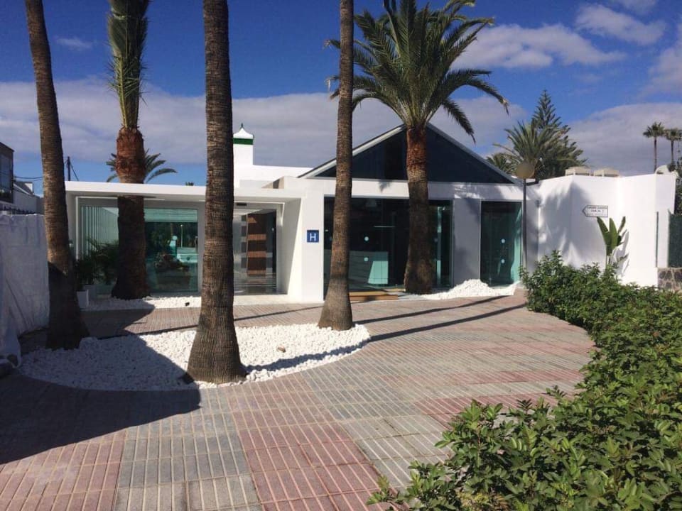 Außenansicht Canary Garden Club