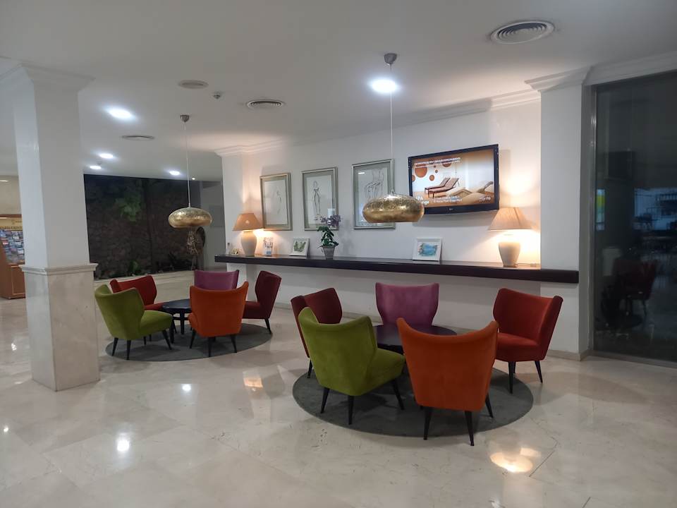 Lobby Hotel Morito