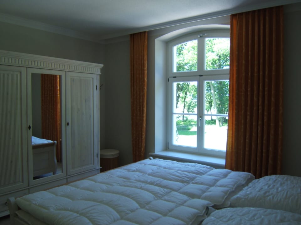 Zimmer Appartement im Jagdschloß zu Hohen Niendorf