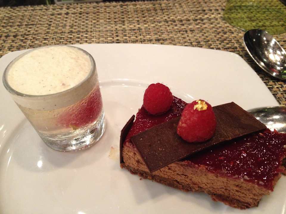 Nachtisch Crowne Plaza Hotel Yas Island