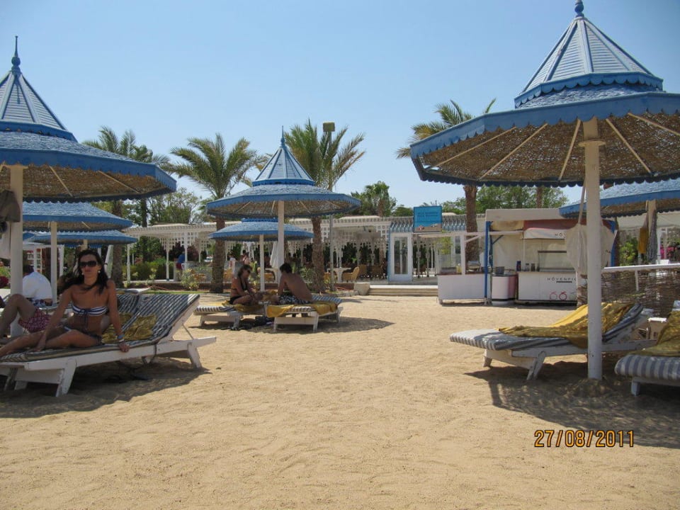 Strand über die Strasse The Grand Hotel Hurghada