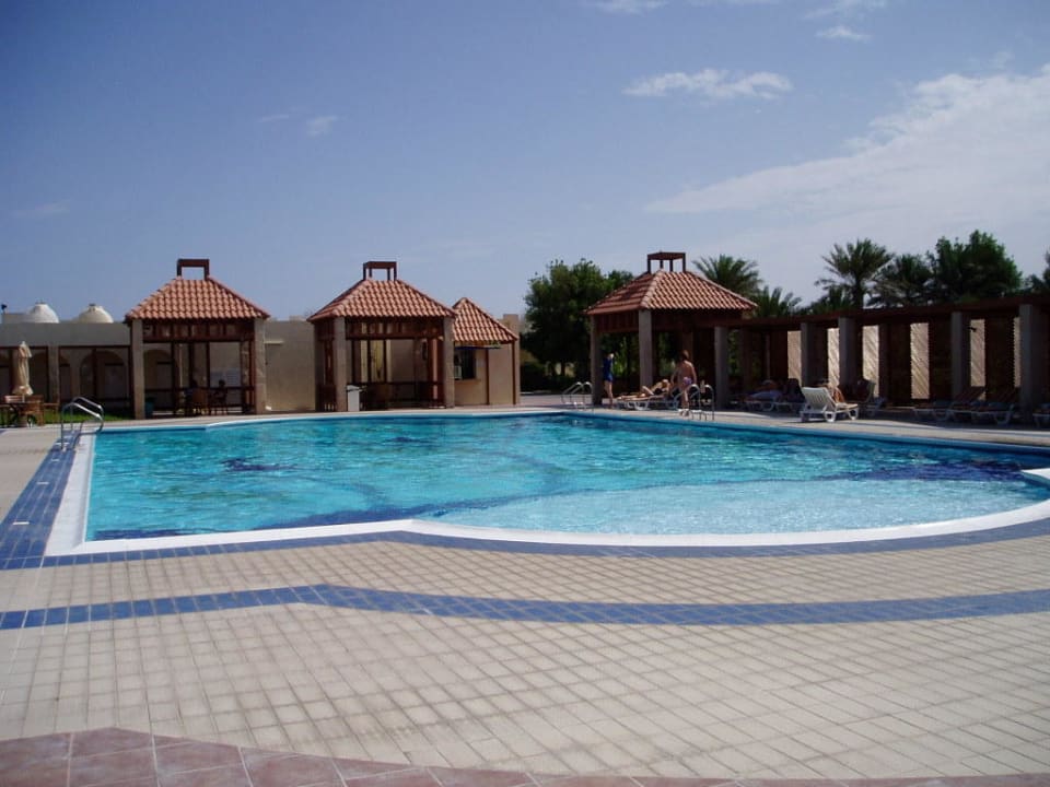 Pool2 Umm Al Quwain Beach Hotel