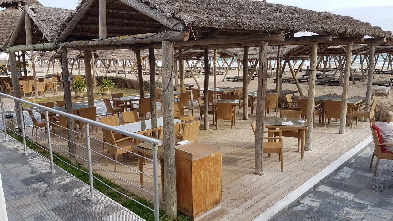 Gastro The Orangers Beach Resort and Bungalows