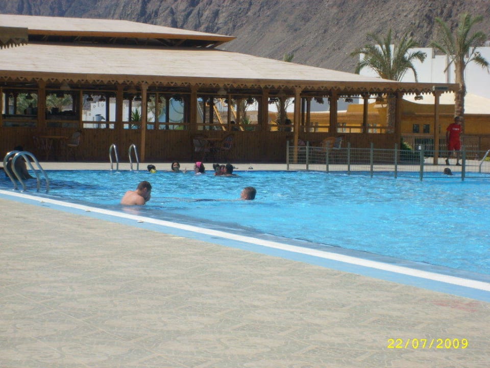 Poolbar Happy Life Village
