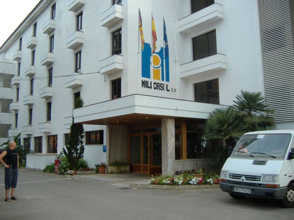 Hoteleingang Millor Sol