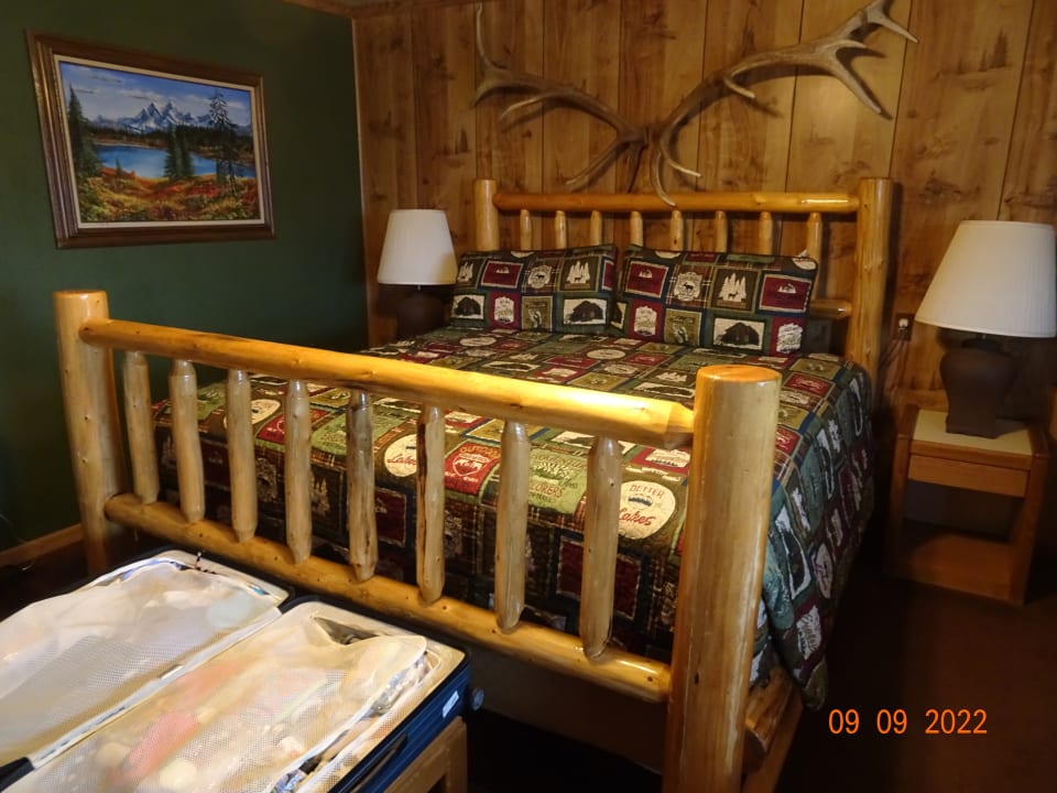 Zimmer Cowboy Country Inn
